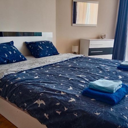شقة Apartament Midia أهيلوي المظهر الخارجي الصورة