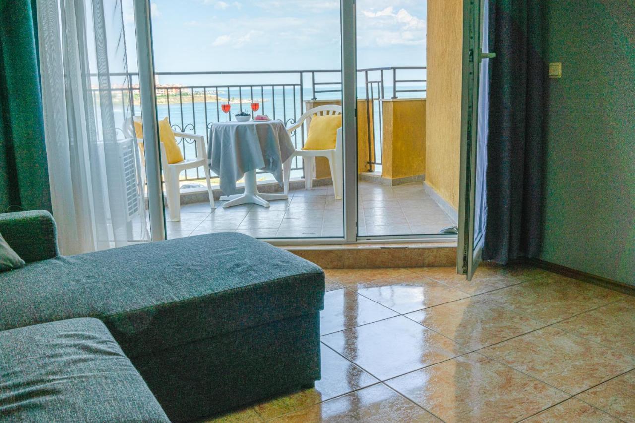 شقة Apartament Midia أهيلوي المظهر الخارجي الصورة